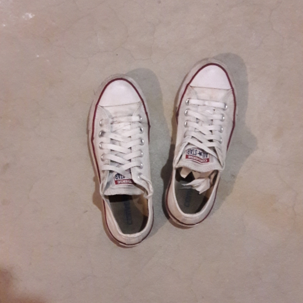 Converse - Picture 3 of 5